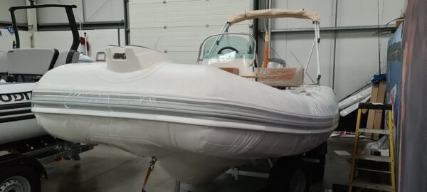 Zodiac - Medline 500 Leisure Rib