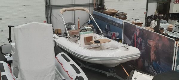 Zodiac - Medline 500 Leisure Rib