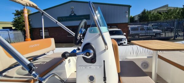 Zodiac - Medline 500 Leisure Rib