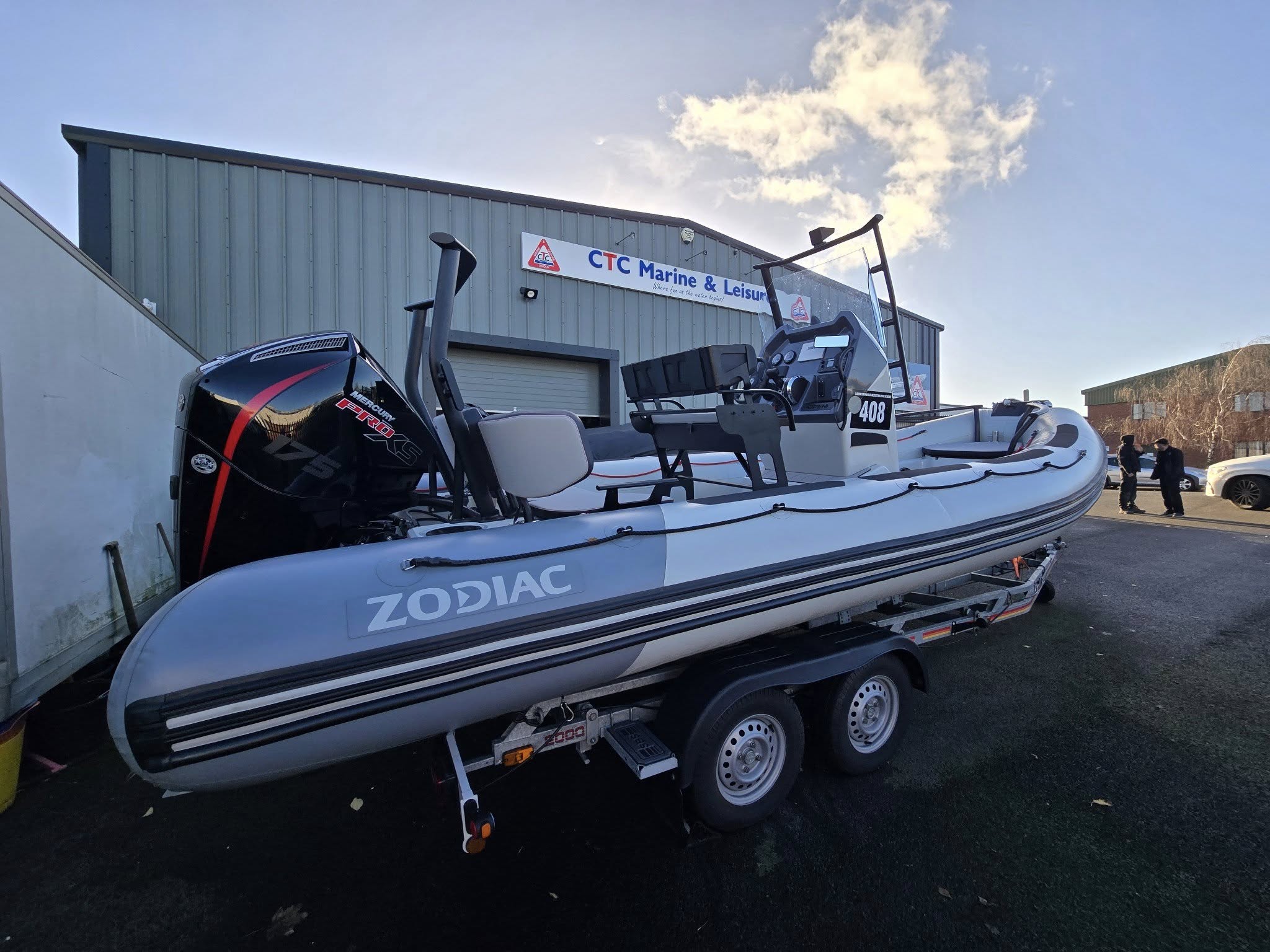 Zodiac 6.50 Open, Mercury F175 ProXS outboard motor, SBS R4-2000EL Roller Trailer Fabulous Zodiac 6.50 Open | Mercury F175 ProXS | Loaded Spec