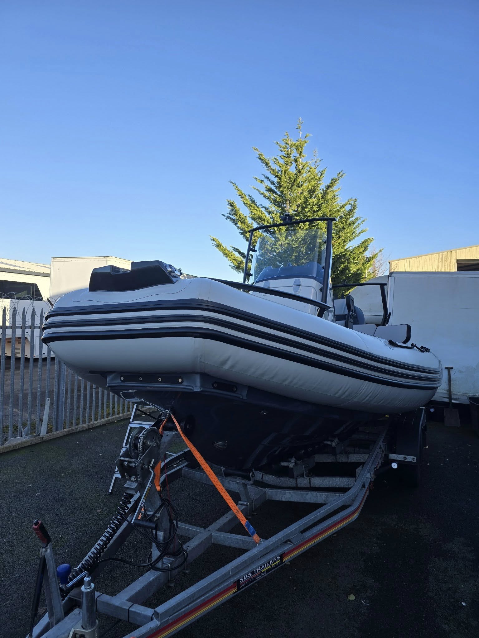 Zodiac 6.50 Open, Mercury F175 ProXS outboard motor, SBS R4-2000EL Roller Trailer Fabulous Zodiac 6.50 Open | Mercury F175 ProXS | Loaded Spec