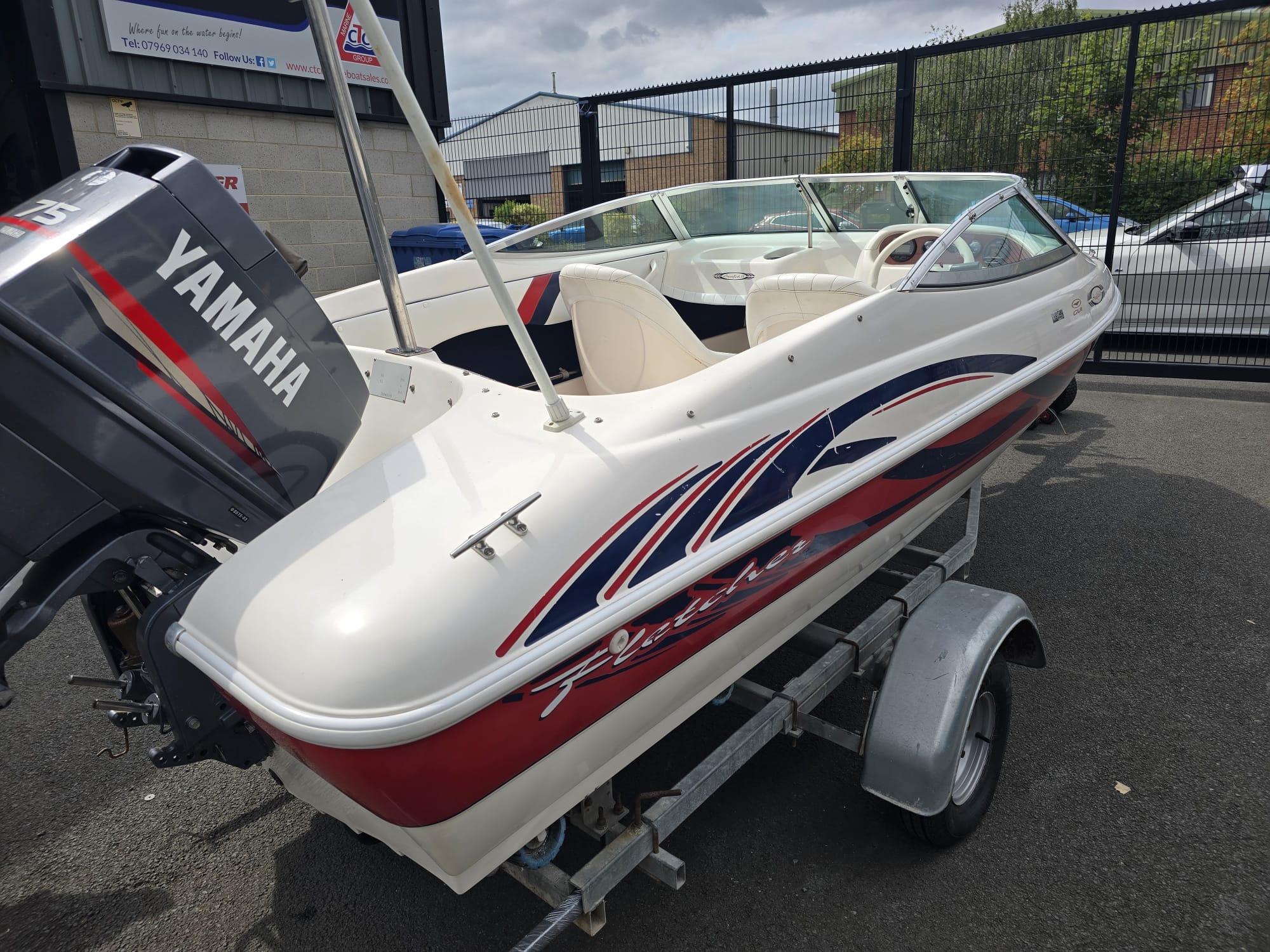 Fletcher 15 Arrowflash fitted with Yamaha 75hp 2-stroke, electric start Fletcher 15 Arrowflash fitted with Yamaha 75hp 2-stroke, electric start - Image 3